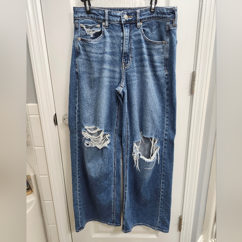 AE Wide Leg Blue Jeans